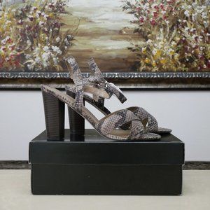 ANN TAYLOR Block Heel Cross Front Sandal Size 8.5